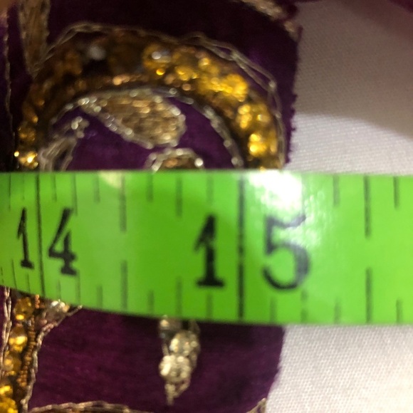 - Girls Purple & Gold East Indian Outfit. - Picture 4 of 9